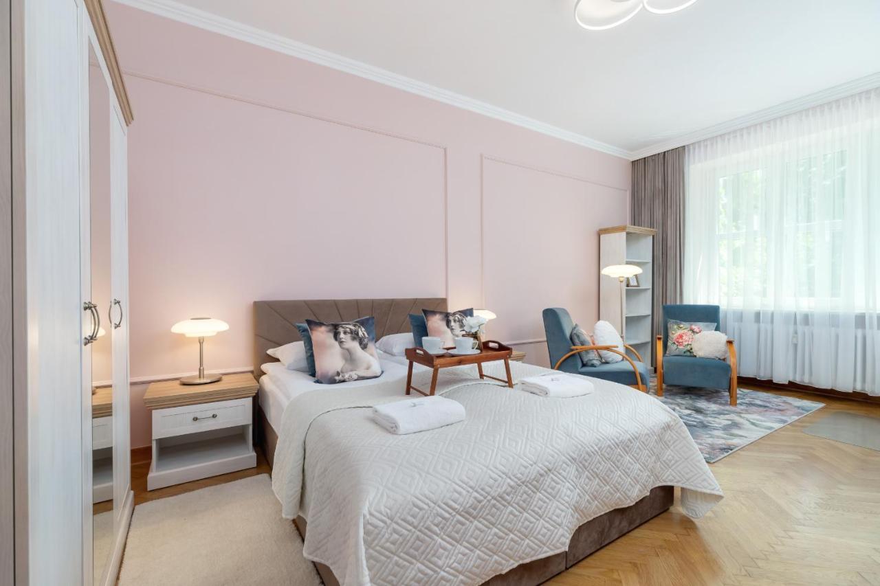 Luxurious & Unique Apartment Mickiewicza Cracow By Renters Prestige Krasków Eksteriør bilde